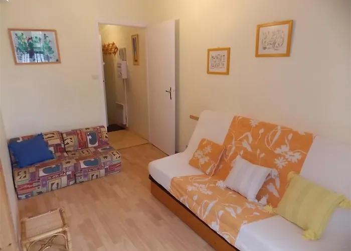 Апартаменты Luchon T2 Centre Avec Balcon Sud Et Parking - Animaux Admis - Fr-1-313-194